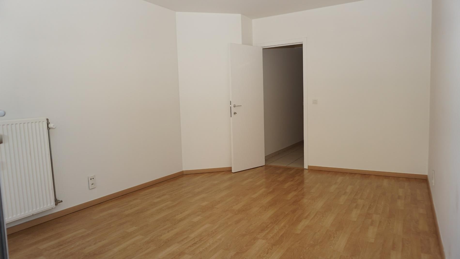 APP. AU REZ-DE-CHAUSSEE AVEC TERRASSES A 50 METRES DE LA DIGUE 