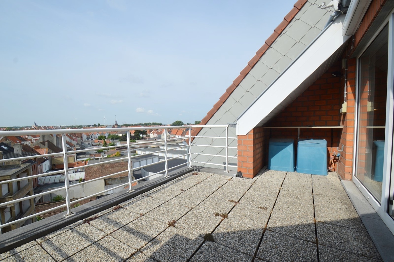 Goed gelegen, groot duplexappartement/penthouse - Heist 