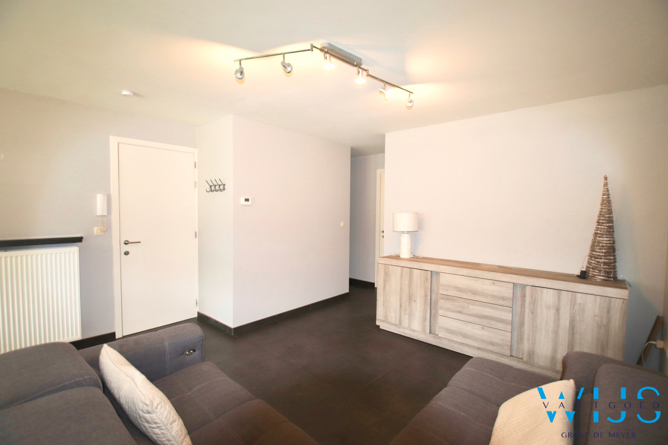 Tweeslaapkamerappartement  MET staanplaats te Zelzate! 