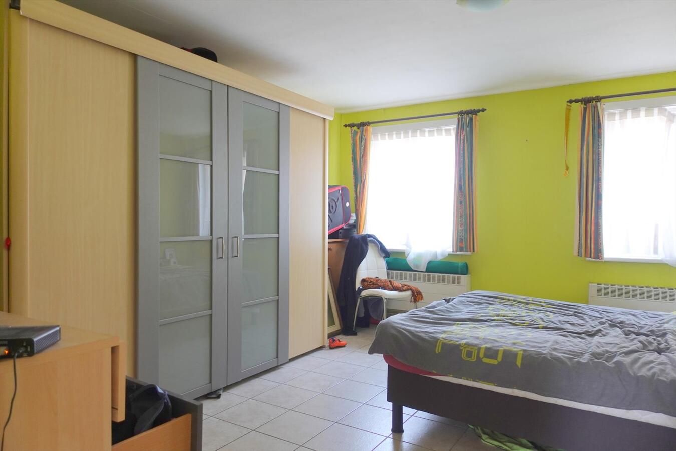 Ruime woning in centrum Jabbeke 