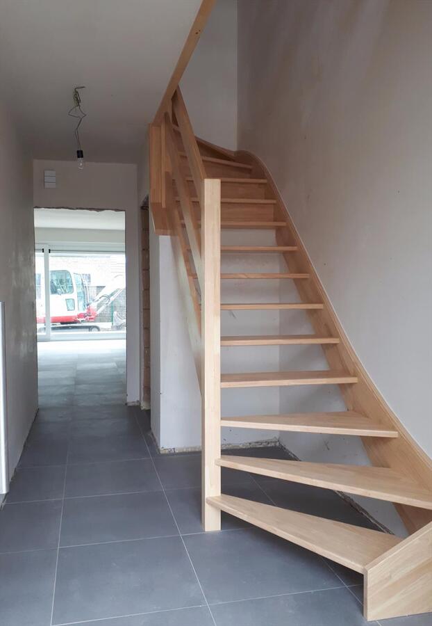 Rustig gelegen nieuwbouwwoning met 4 slaapkamers 