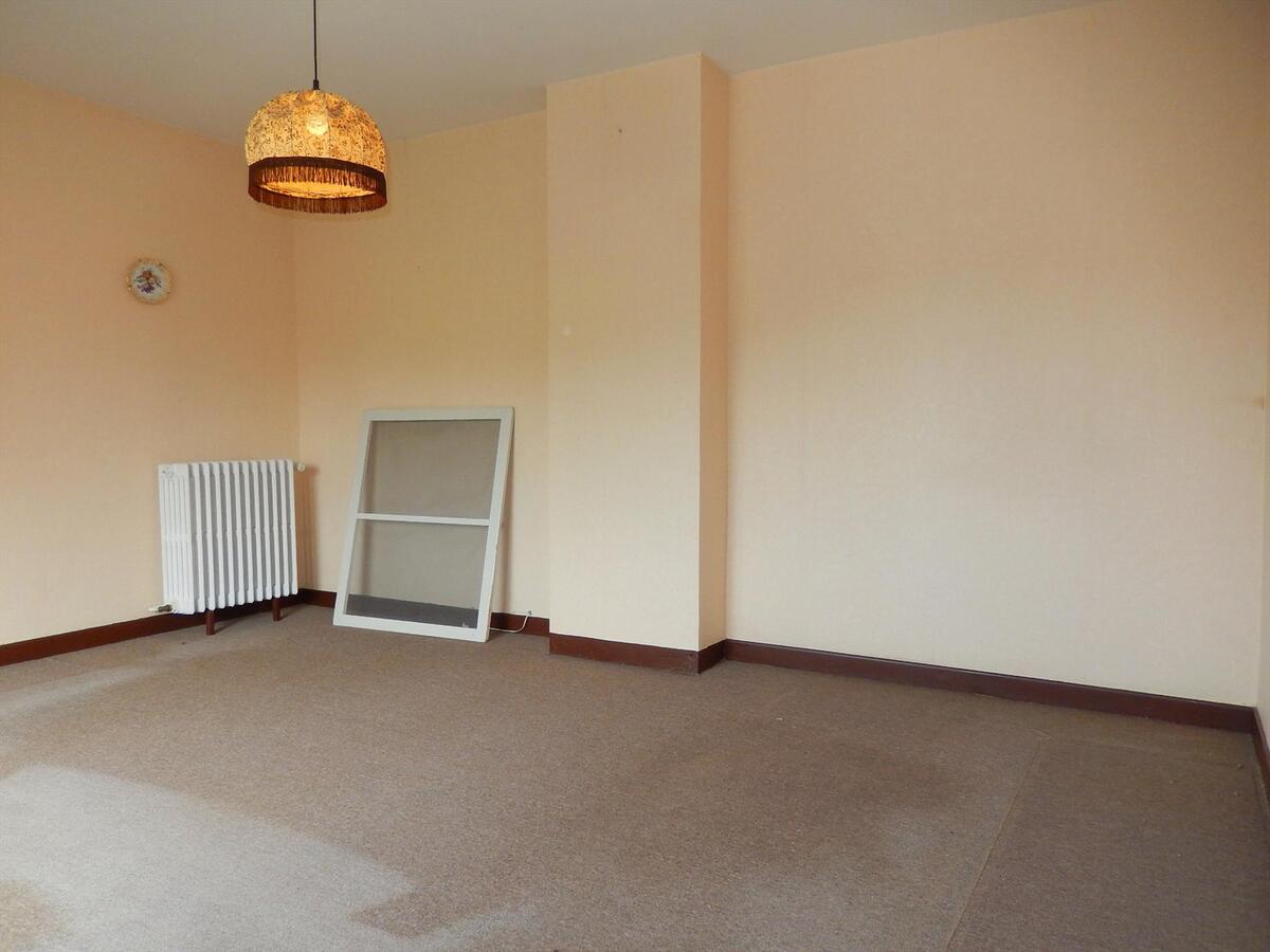 Ruime woning met veel potentieel 