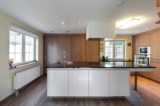 Villa verkocht in Sint-Denijs-Westrem