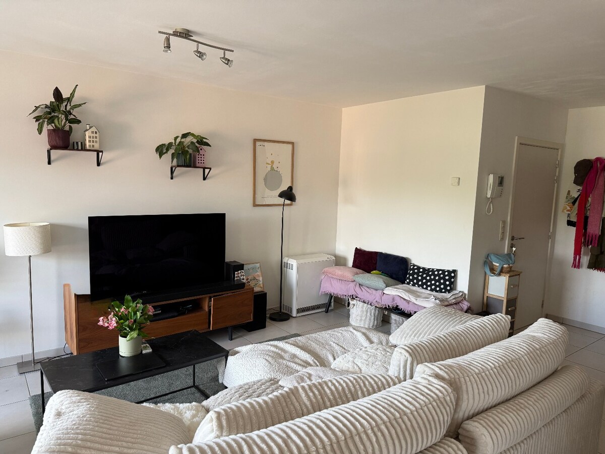 Appartement 2 chambres avec terrasse et parking 