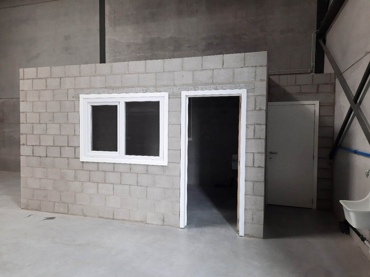 PARK AS: Splinternieuwe KMO-unit van 144 m² met flexibele invulling en professionele uitstraling. 