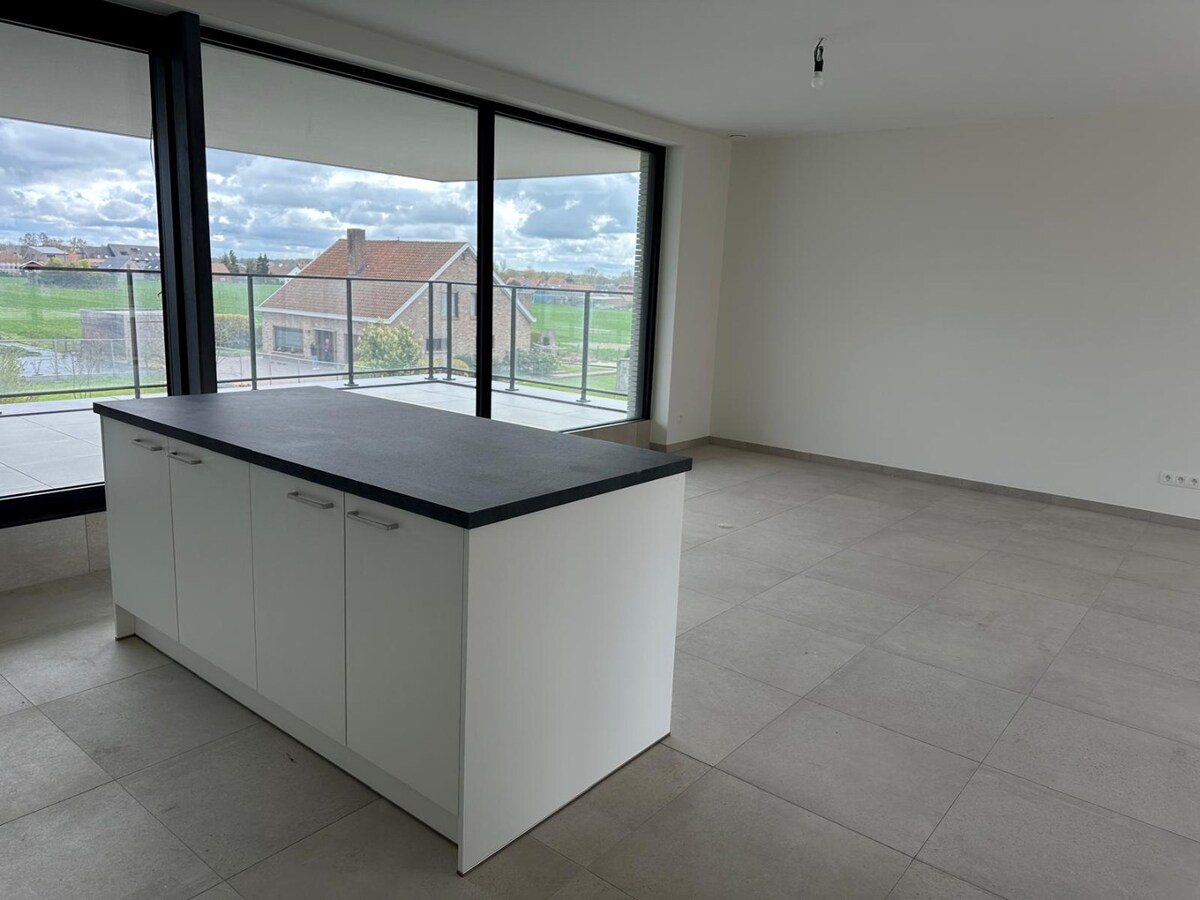 Appartement te huur op 1ste verdiep 