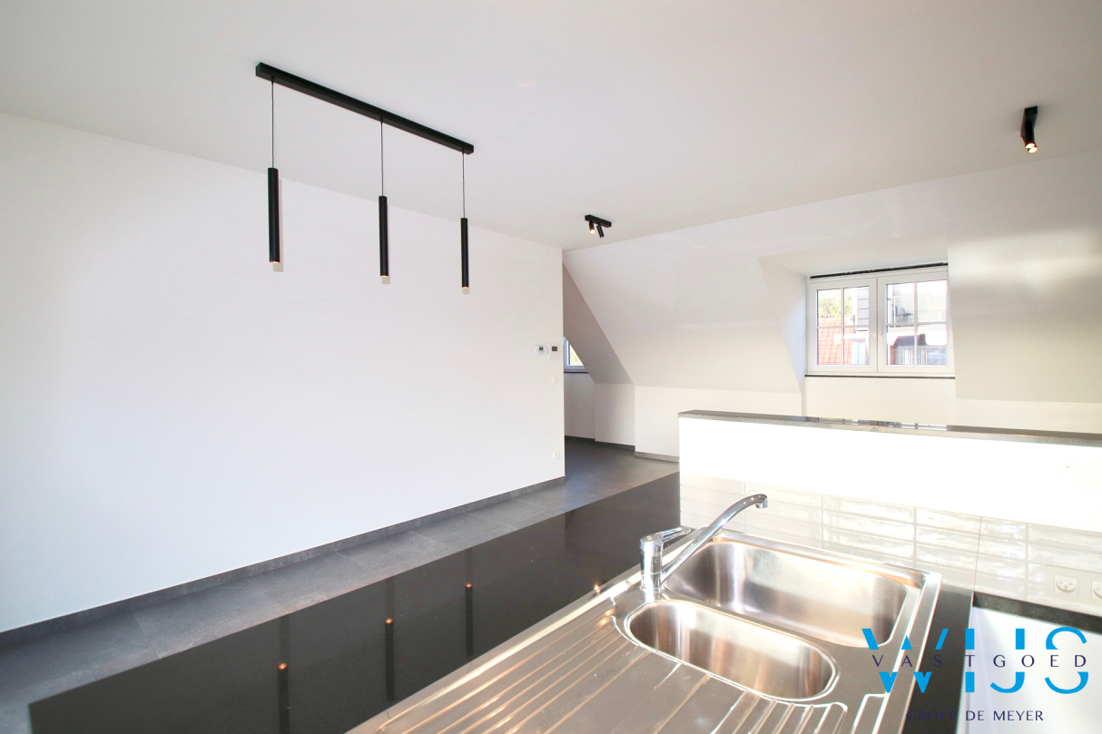 Instapklaar appartement met 2 slaapkamers &amp; terras te ASSENEDE ! 