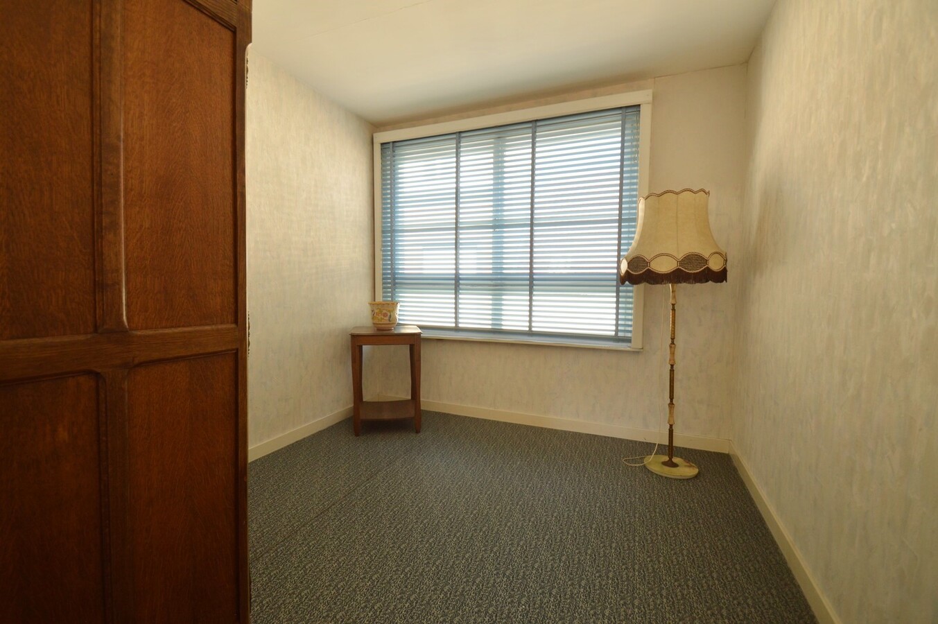 Te renoveren gezinswoning in het centrum - Heist 