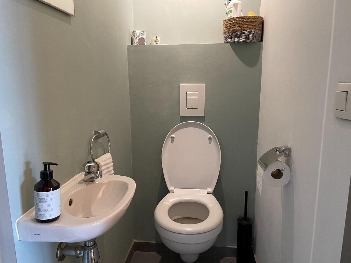 Gezellig appartement, centraal gelegen te Kuringen. 