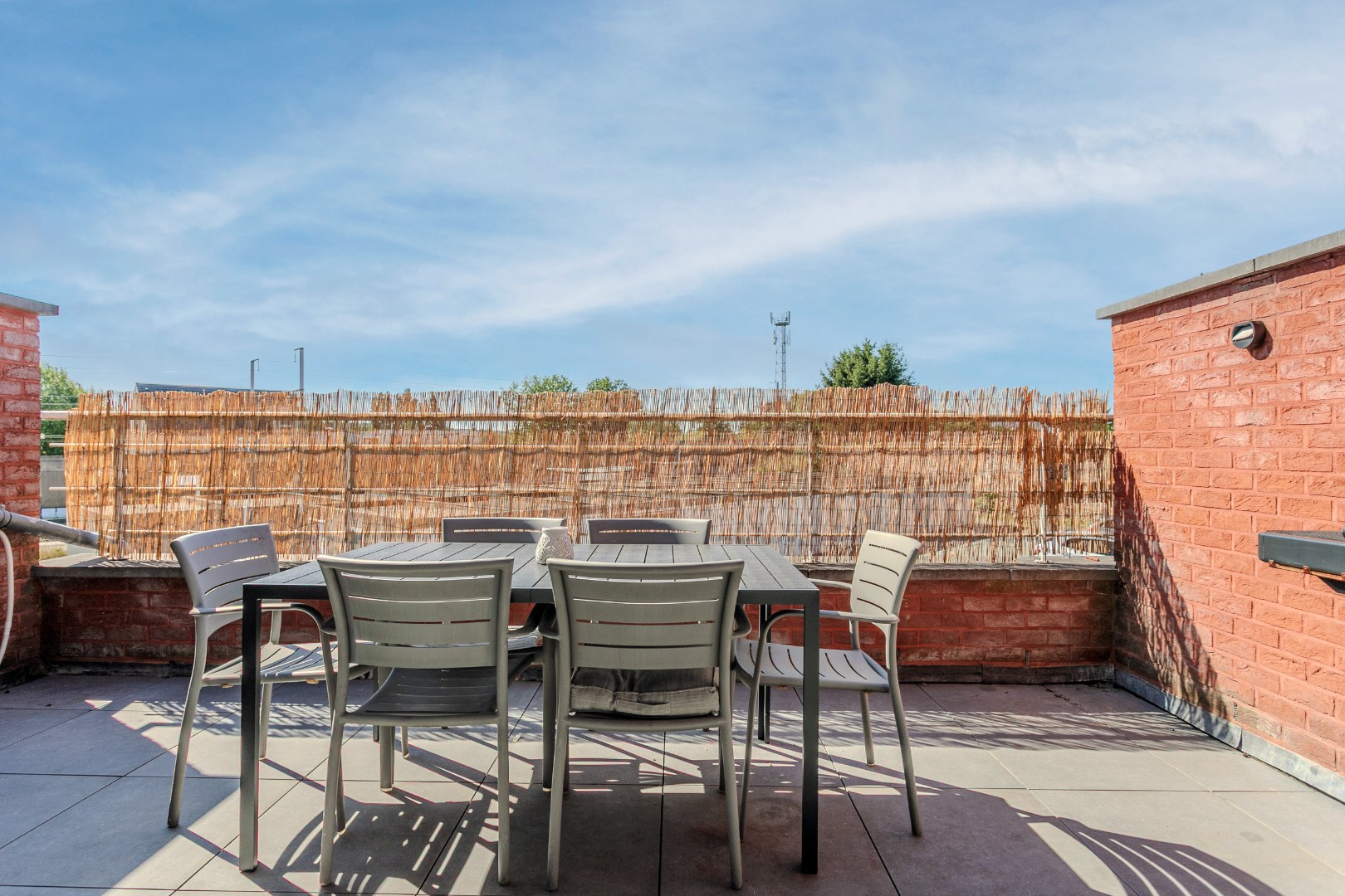 Energiezuinig duplex-app met 3 slpk, terras + staanplaats 