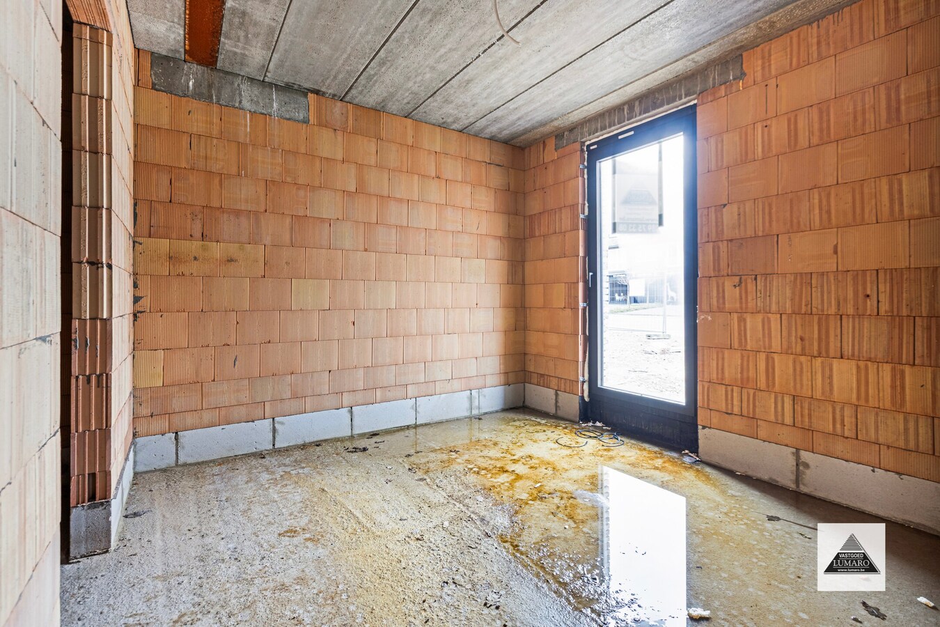 Nieuwbouw instapklare woning met 4 slaapkamers (waarvan 1 gelijkvloers) 