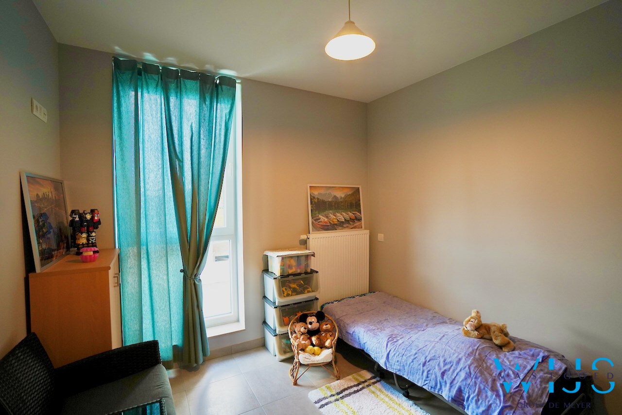 Instapklaar &amp; energiezuinig appartement te centrum Ertvelde ! 