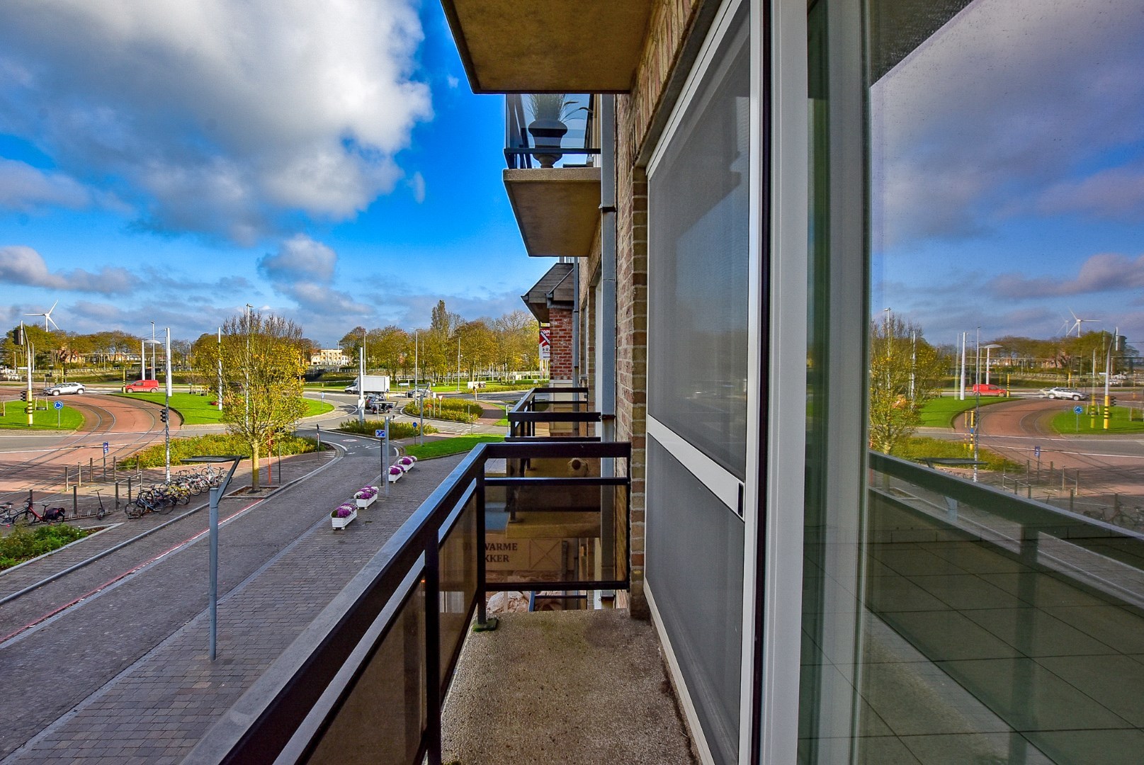 Ruim lichtrijk 2-slaapkamerappartement te huur gelegen op de Visserskaai te Nieuwpoort Stad. 