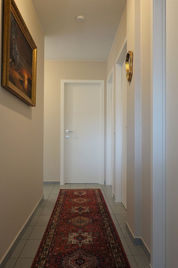 Zeer ruim dakappartement in het centrum van Gistel 