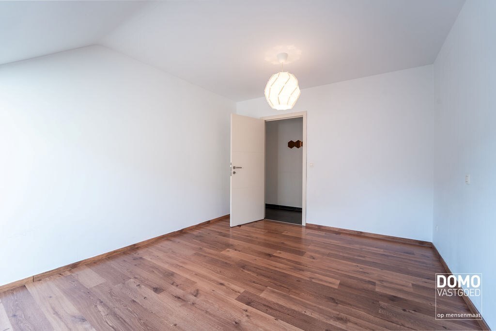 Ruim 2-slaapkamerappartement gelegen te Halen - Bewoonbare oppverlakte: 120m² - EPC-label B 