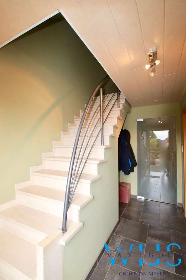 Zeer ruime HOB op een perceel van 934m2 te Evergem ! 