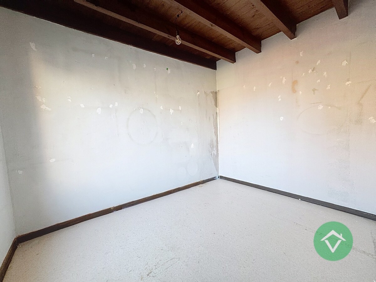 Instapklare woning met 4 slaapkamers in centrum van Koekelare 