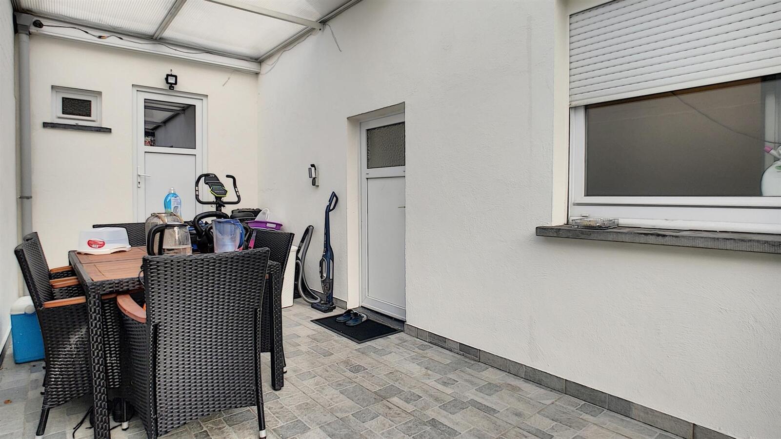 Knap gerenoveerde gezinswoning met 3 slaapkamers  - Heist 