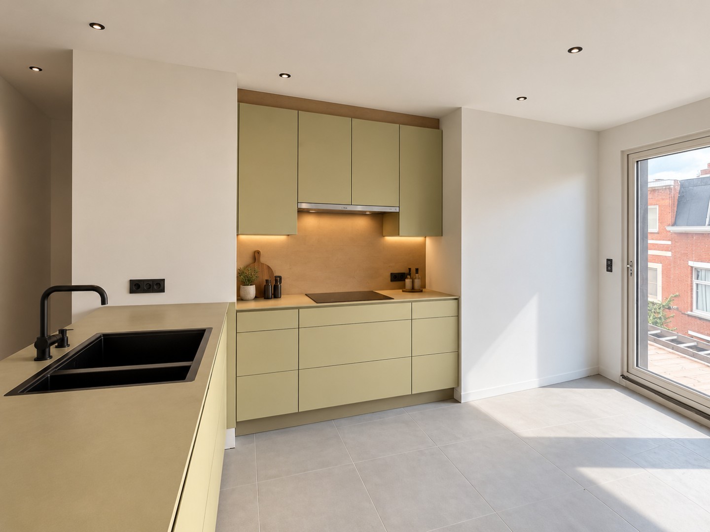 Ruim duplexappartement met 3 slaapkamers nabij Gent-Sint-Pieters 
