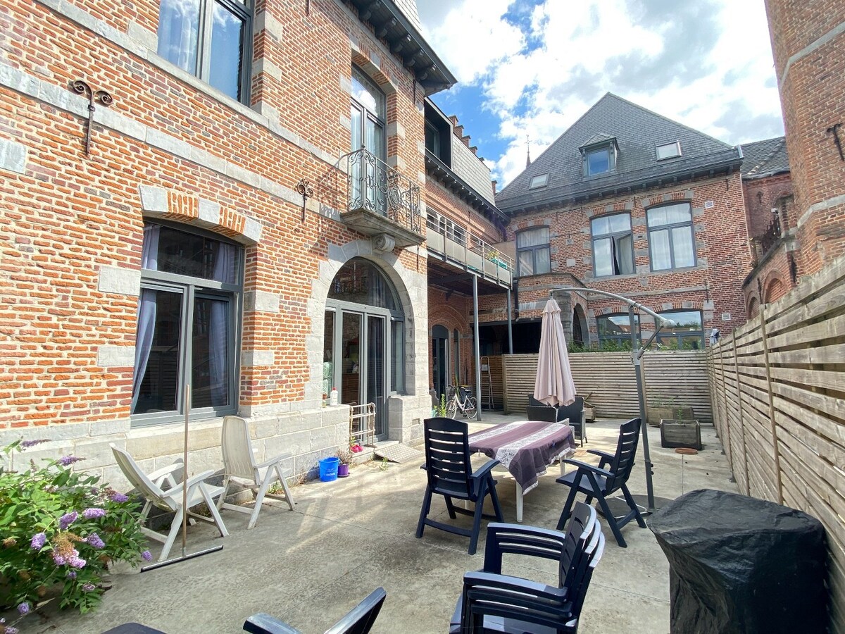 Appartement 2 chambres avec terrasse en plein centre ! 