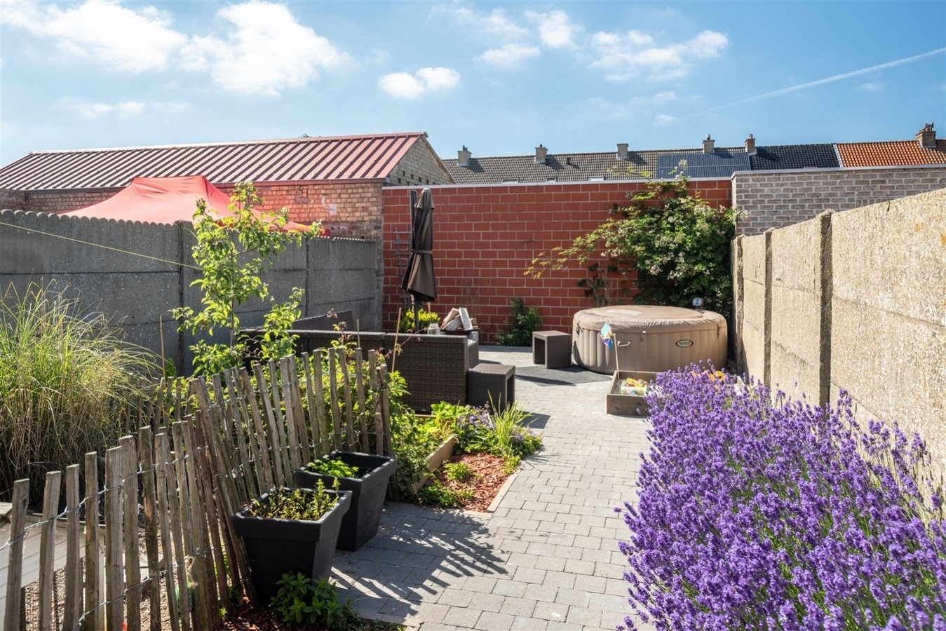 Knap gerenoveerde gezinswoning met tuin - Zeebrugge 