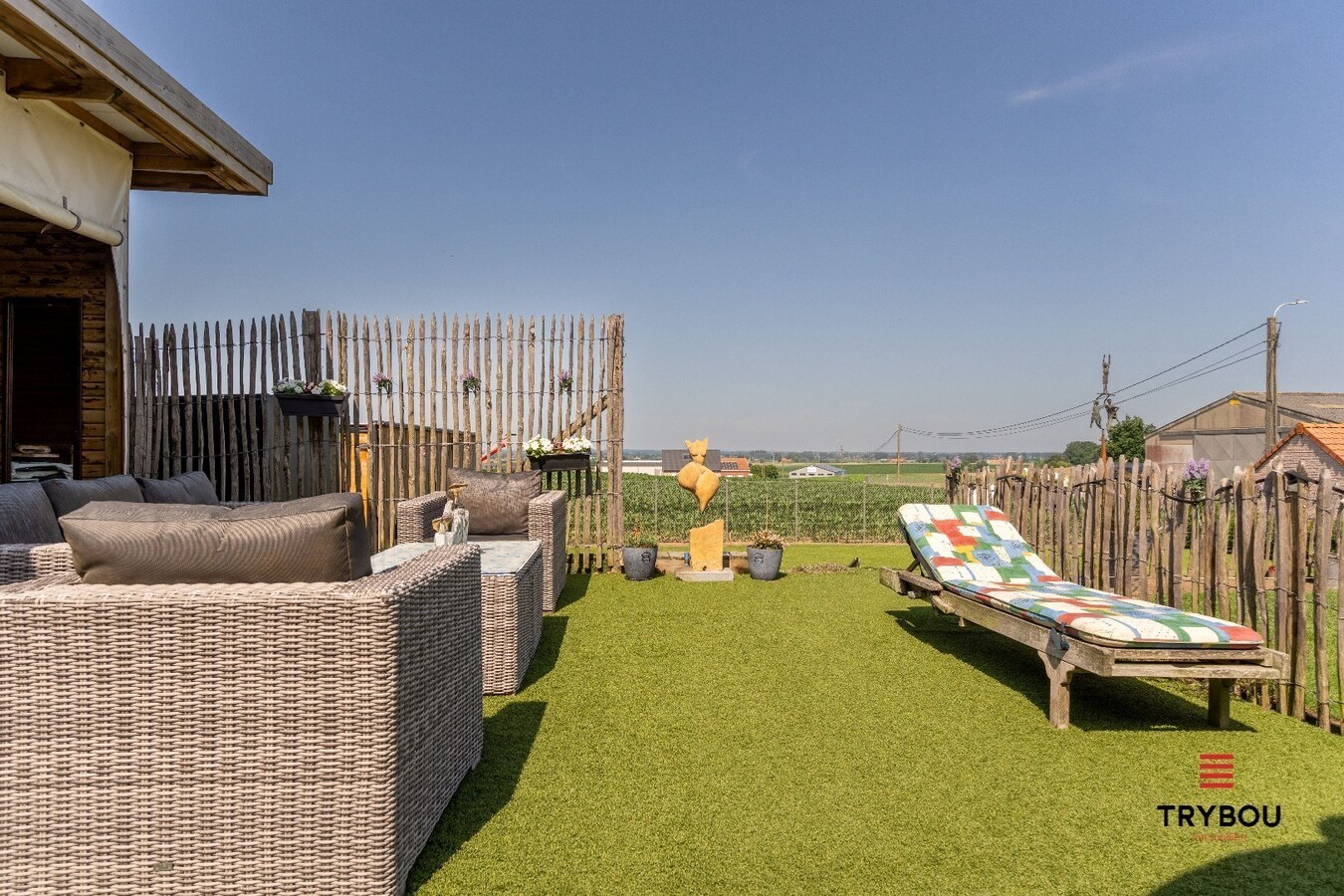 Gerenoveerde landelijke woning op een perceel van 1396m² met prachtige verzichten! 