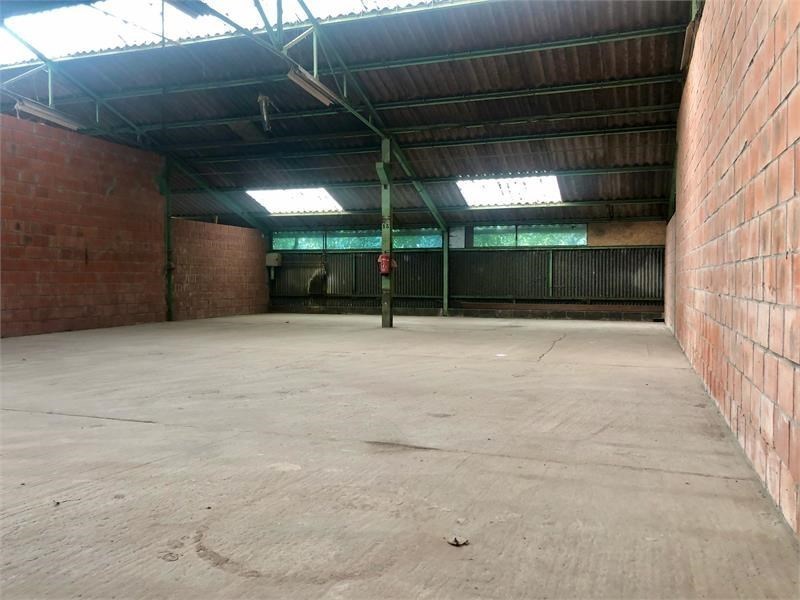 Droge en veilige opslagplaats op gunstige locatie 