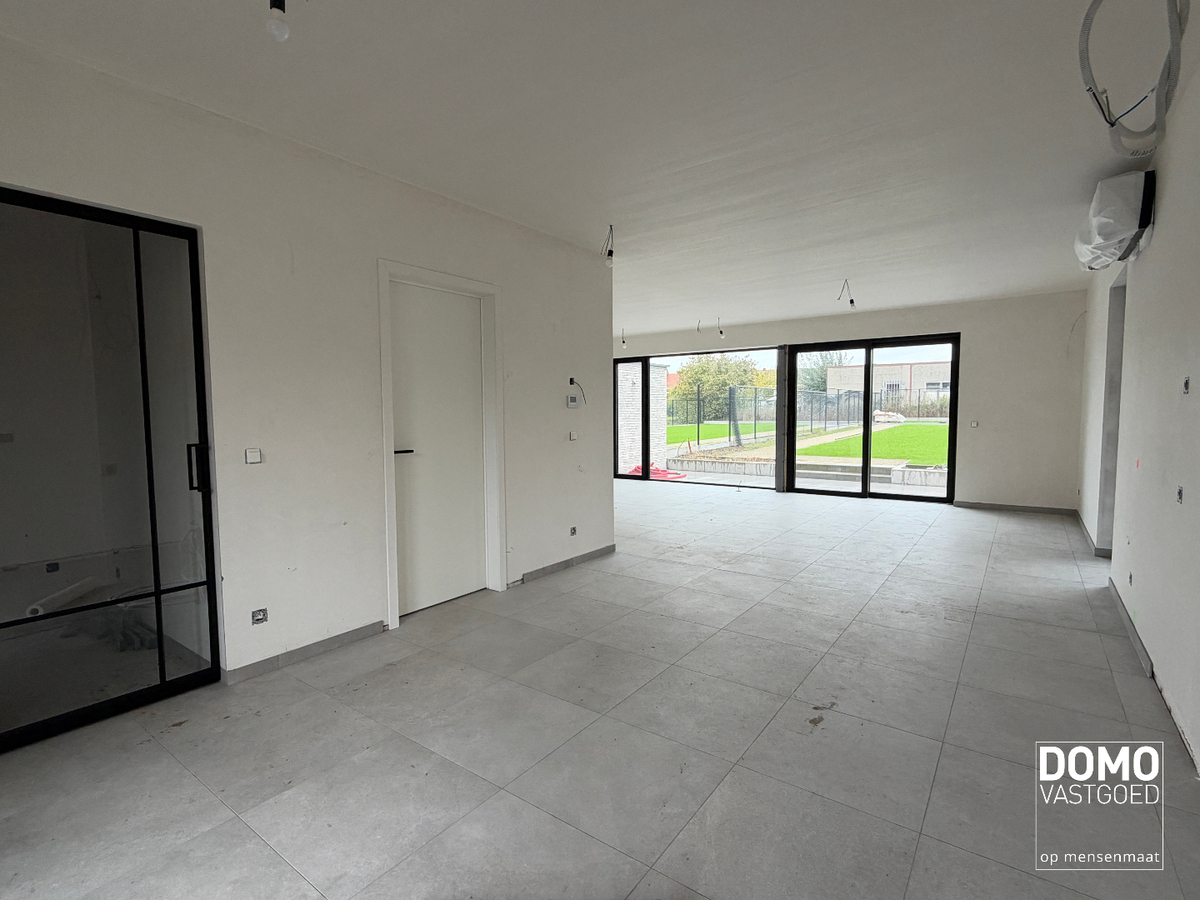 EXCLUSIEVE ENERGIEARME NIEUWBOUWWONINGEN MET 4 SLAAPKAMERS, TUIN &amp; CARPORT IN HARTJE KERMT (HASSELT) 