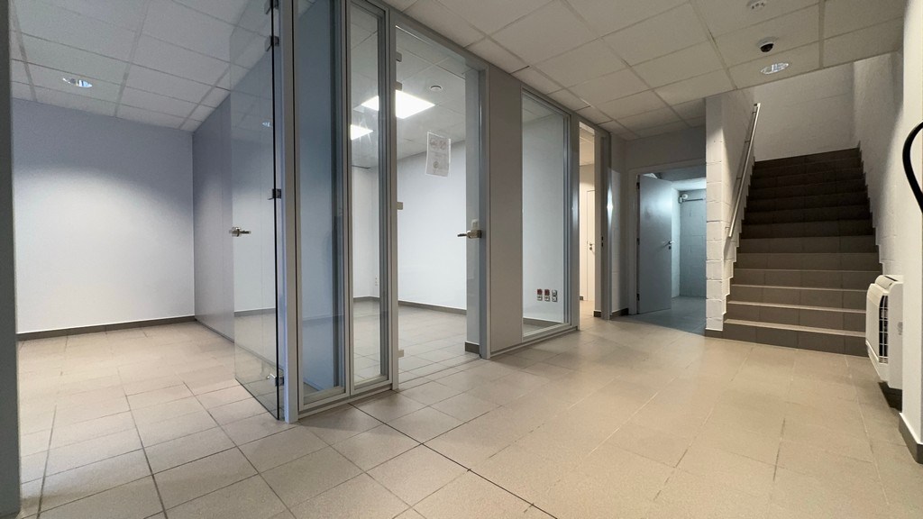 Kantoren met magazijn te huur in MB Office Park II aan The Loop in Gent