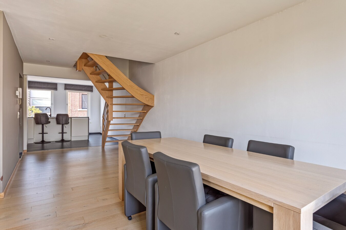 Ruim Triplex Appartement in Bierbeek (Korbeek-Lo) 