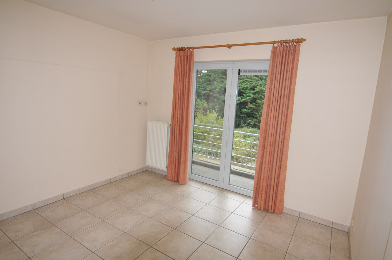 Mooi appartement met zicht op de Kluisberg (levenslang huurcontract mogelijk) 