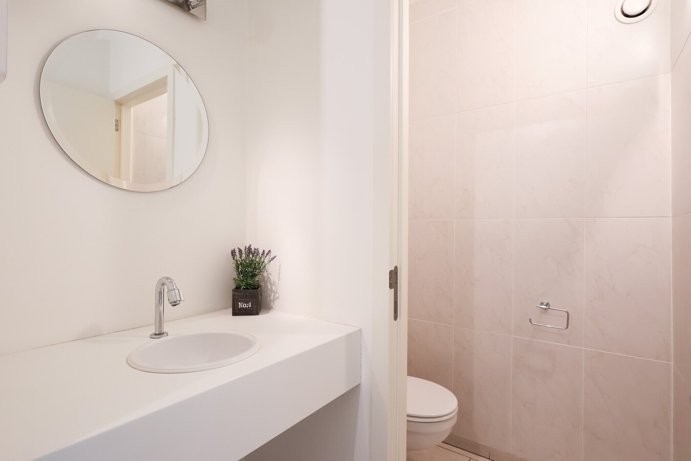 Ruim appartement met 3 slaapkamers en 2 badkamers en hoekterras 