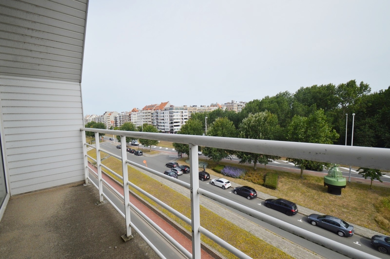 Goed gelegen, groot duplexappartement/penthouse - Heist 