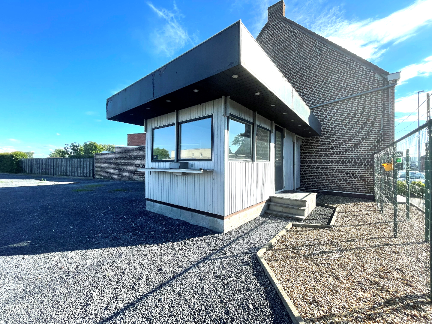 Verhard terrein van 2896m² 