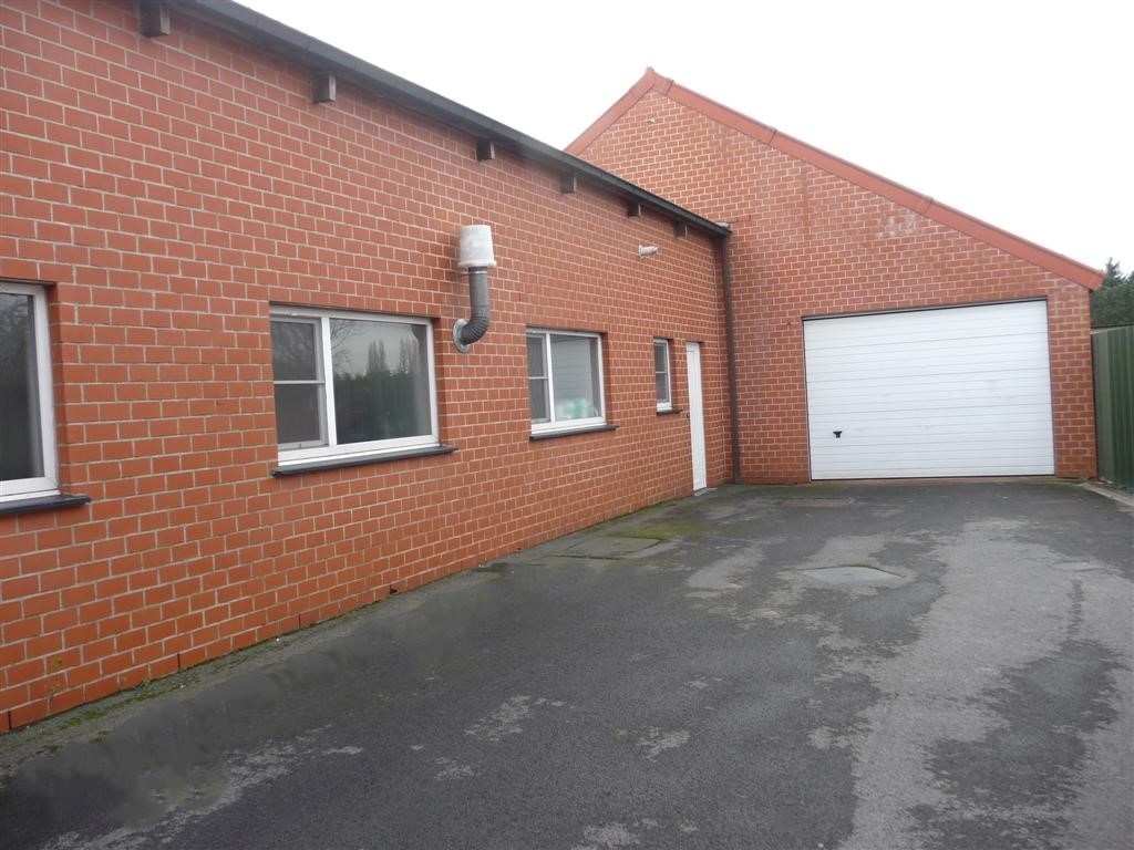 Opslagruimte/loods (200 m²), Torhout 