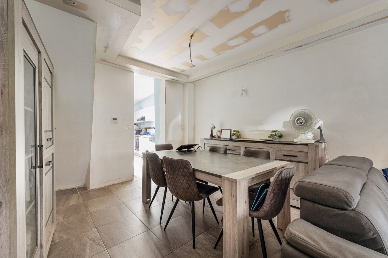 Te renoveren woning met 3 slpk en tuin te Willebroek! 