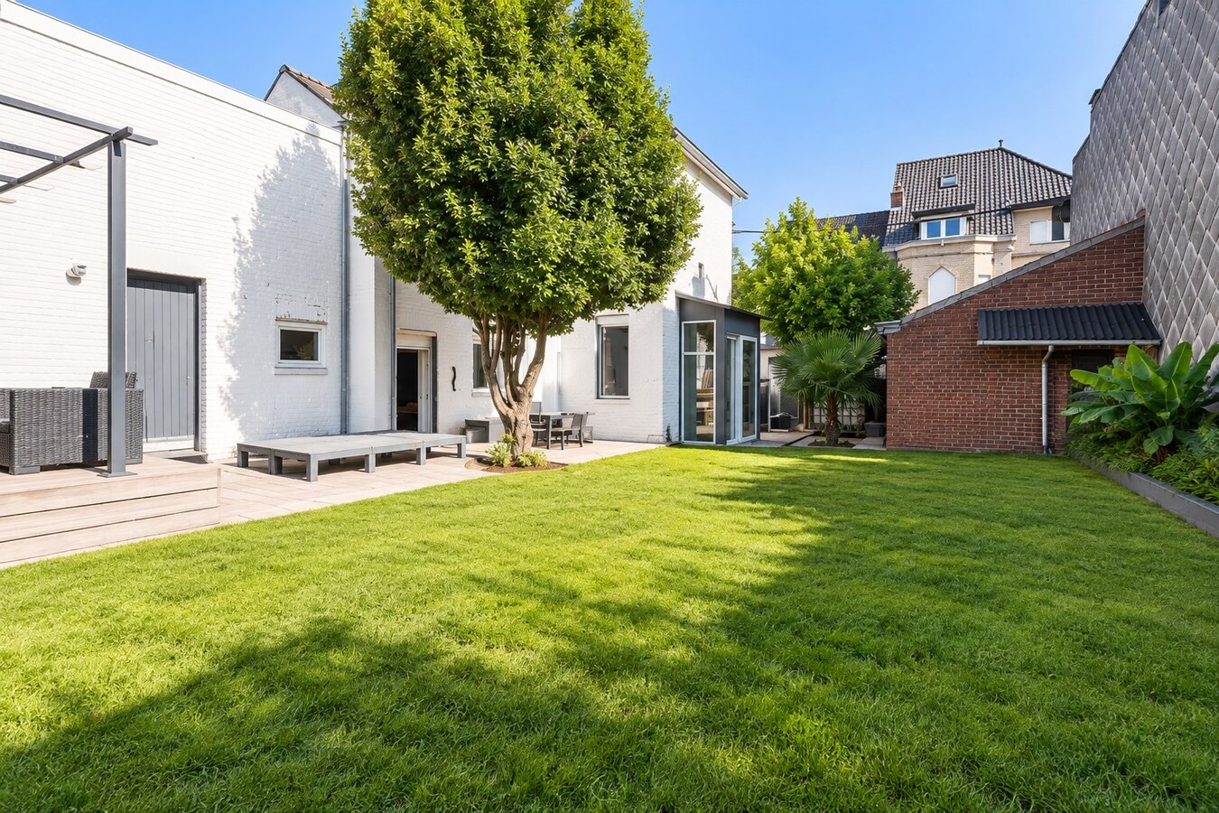 Maison familiale entièrement rénovée avec jardin et garage, TOP SECTEUR ! 