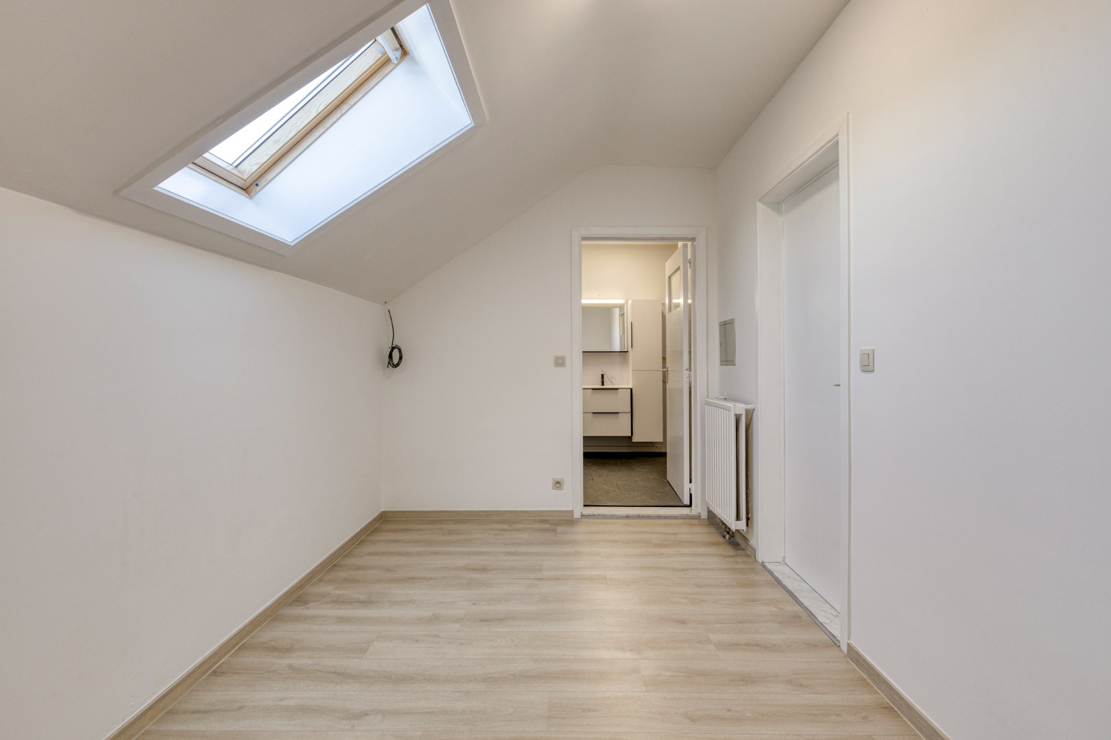 slaapkamer - doorgang badkamer