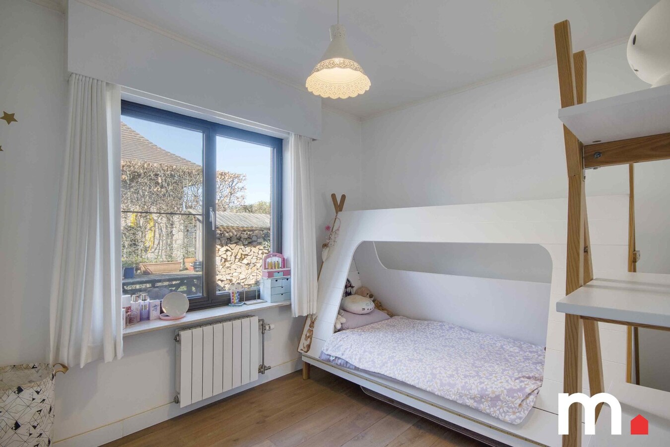 Mooie en welgelegen bungalow in centrum Oostrozebeke ! EPC B ! 