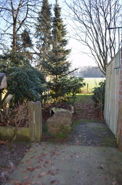 Grondig te renoveren / herop te bouwen woning op 329m² te Maldegem 