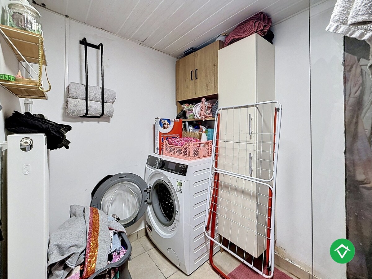 Woning met twee slaapkamers en tuin te Eernegem 