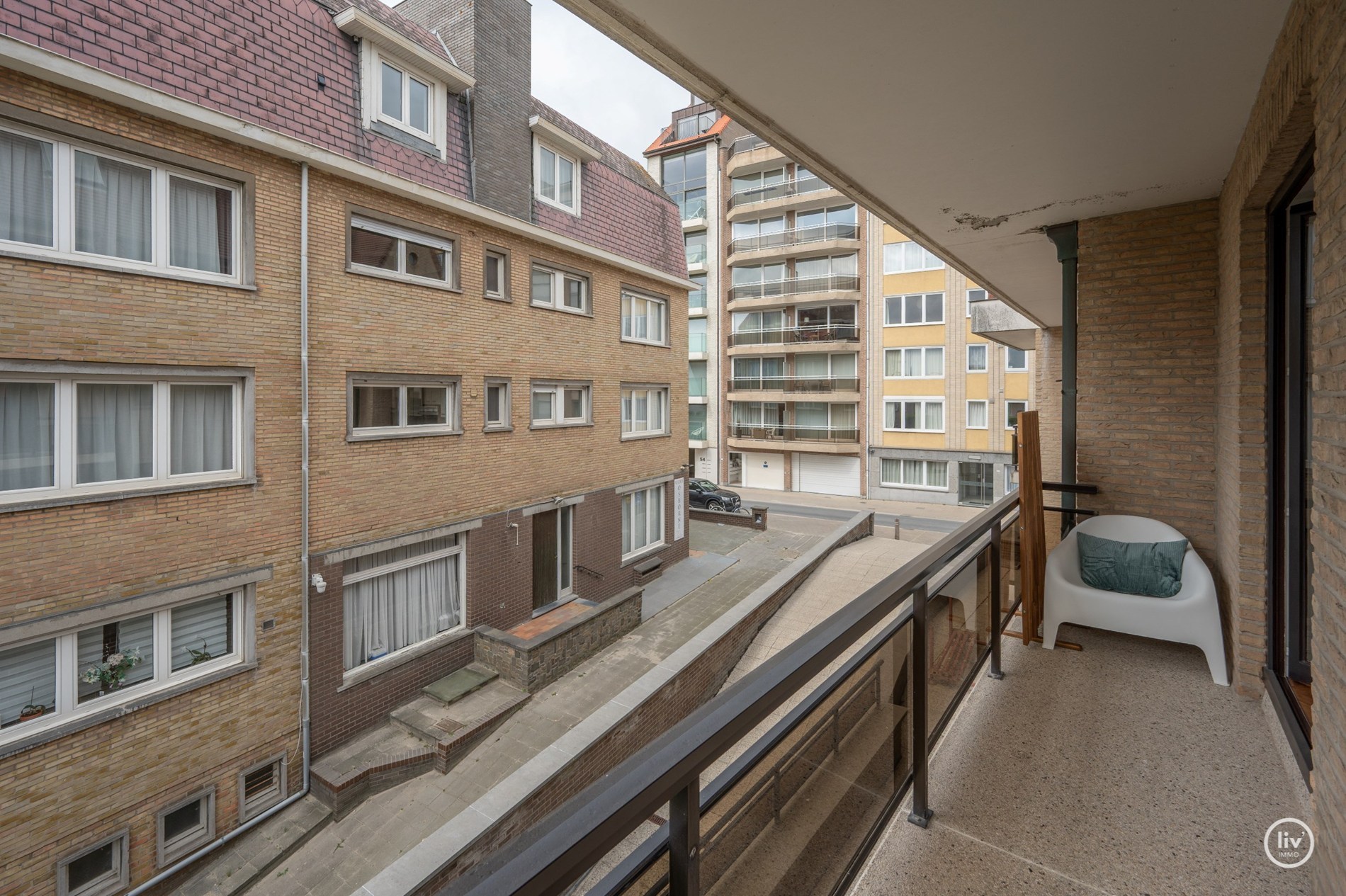 Appartement élégamment rénové avec 3 chambres dans un emplacement de premier choix à Duinbergen - à seulement 100 mètres de la digue! 