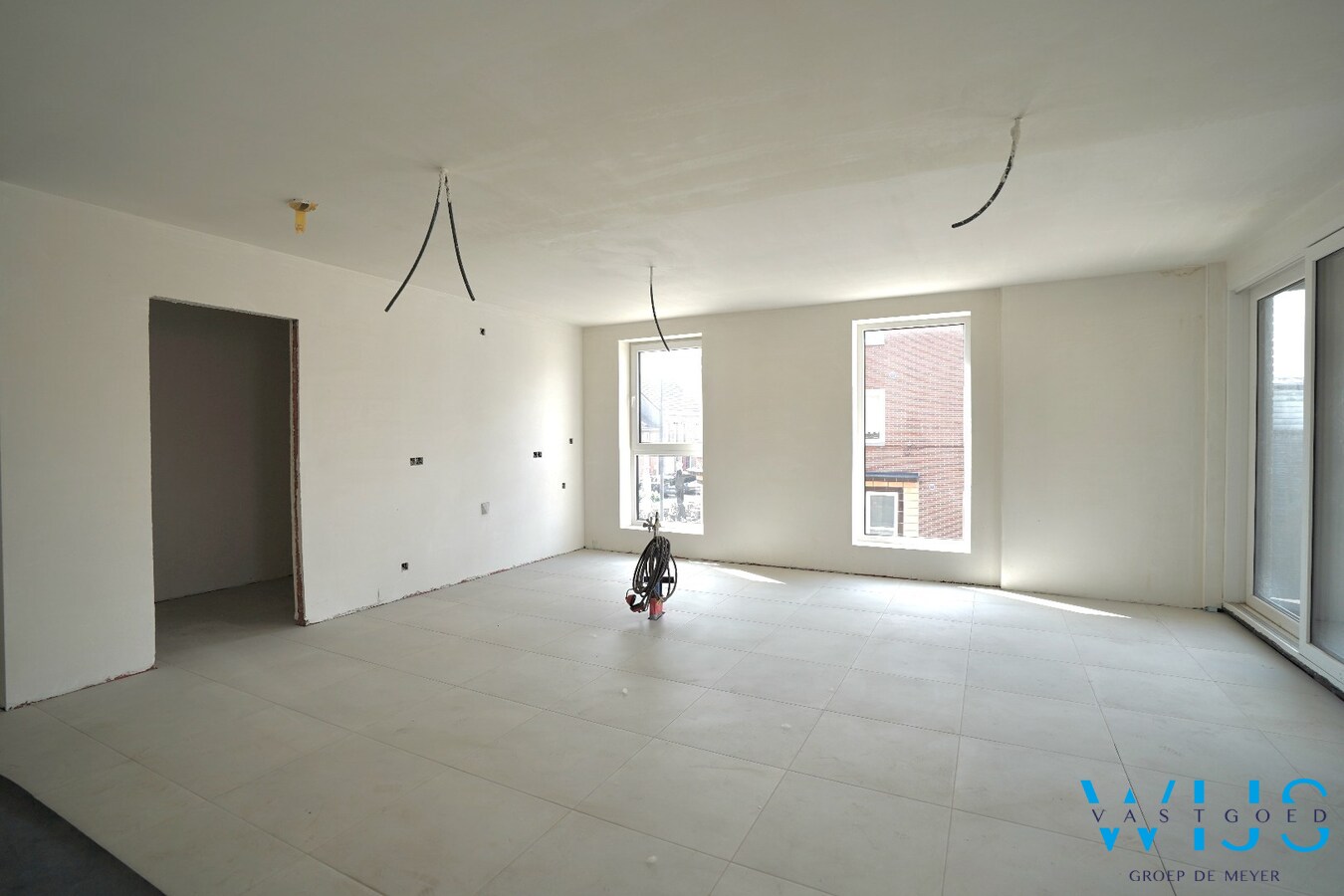 Ruim hoekappartement met 3 slaapkamers en terras 