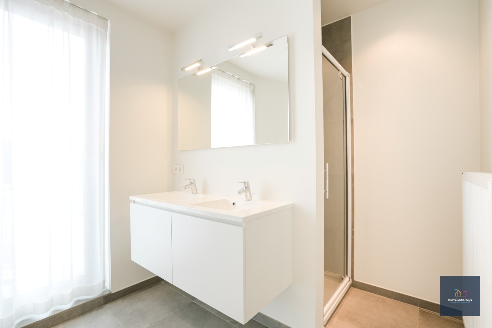 Schitterende duplex met 2 slpk en terras + fietsenberging 