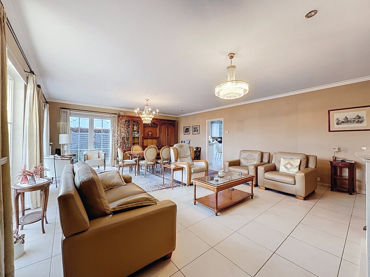 Prachtige laagbouwwoning op 10 are nabij centrum Zottegem 