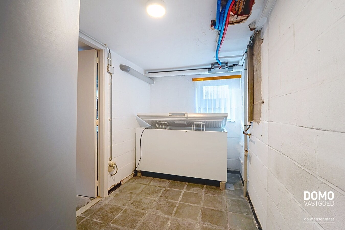 Ruime woning met weiland te koop te Alken 