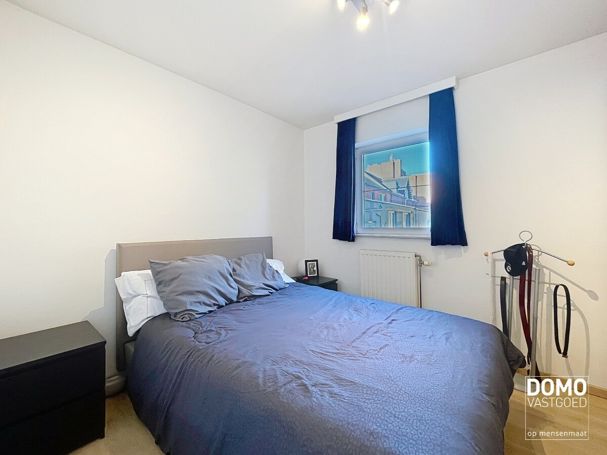 RUIM APPARTEMENT MET TERRAS, 1 SLAAPKAMERS EN PARKEERPLAATS IN HET CENTRUM VAN HASSELT 