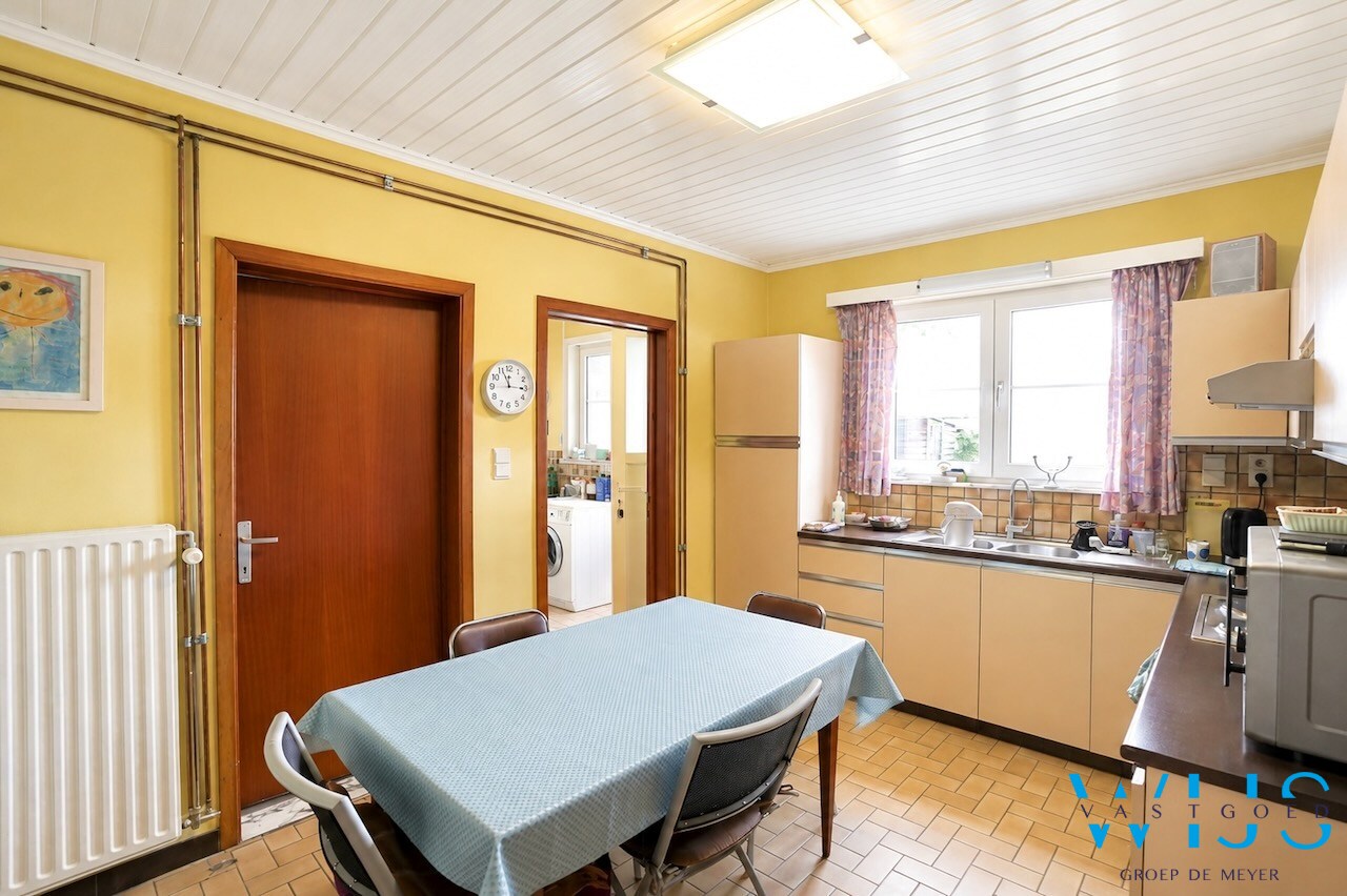 Landelijk gelegen OPEN bebouwing te Boekhoute ! 