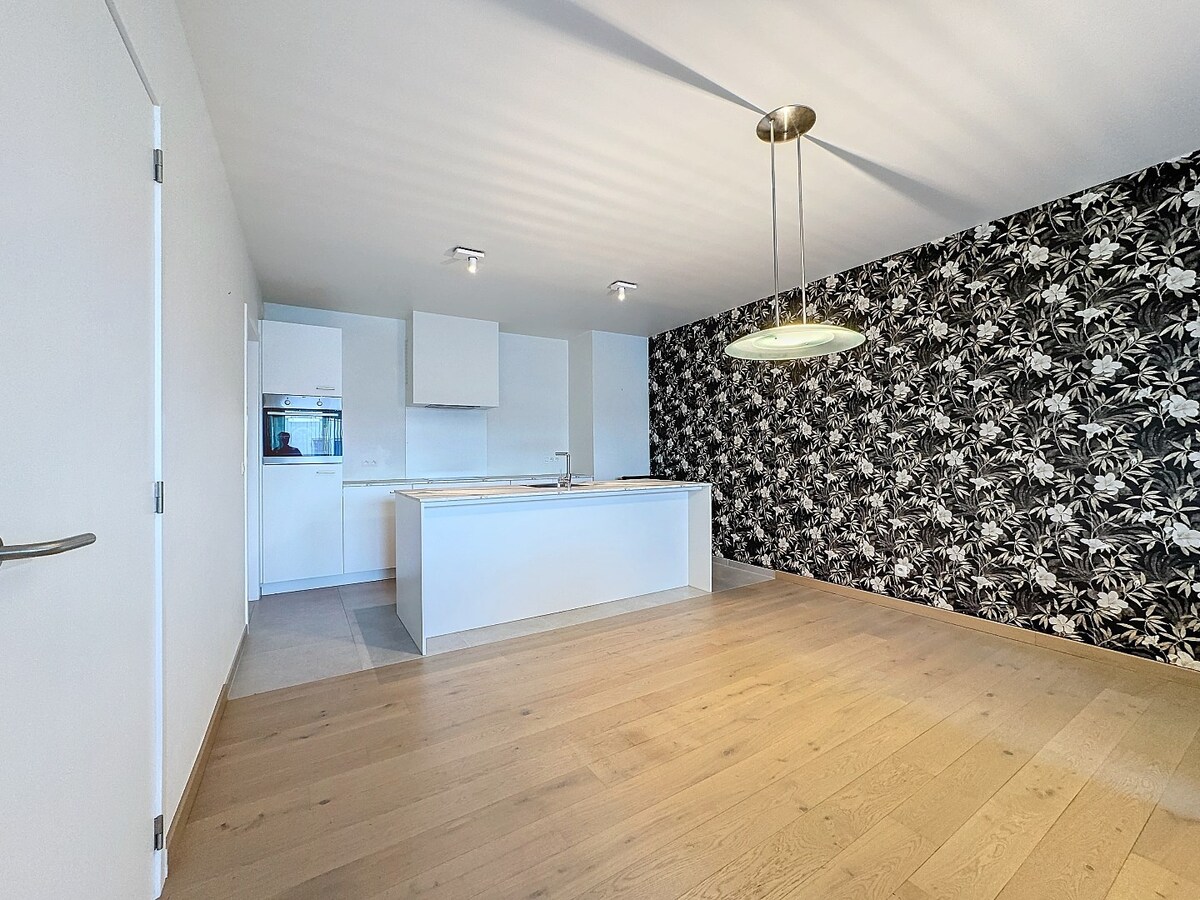 Nieuwbouw appartement met ruim terras en kelder te centrum Zottegem 