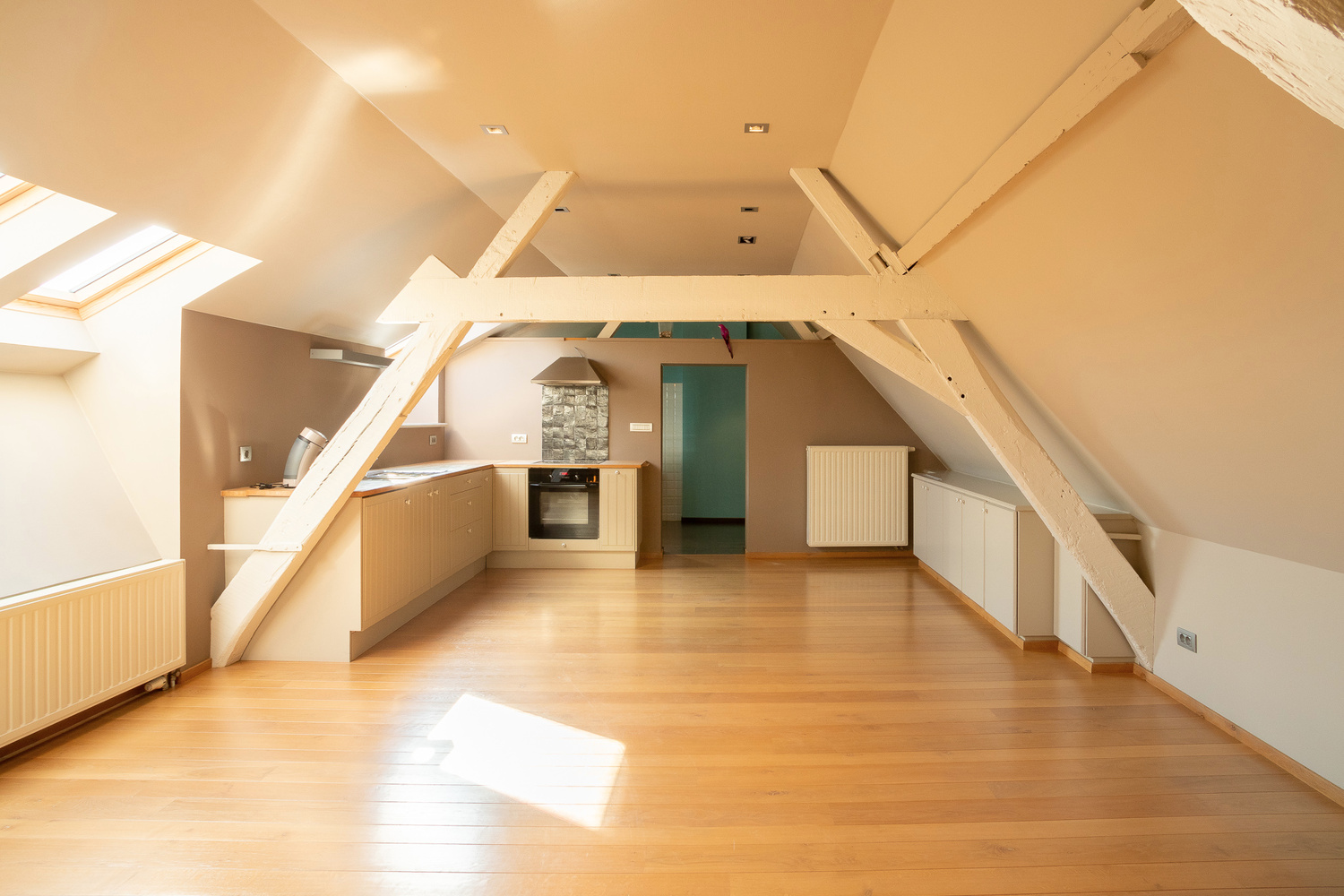 Gebouw voor gemengd gebruik te koop 